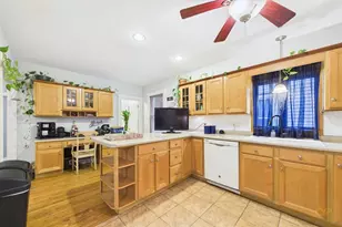 551 Union St, New Bedford, MA 02740 - Photo 12