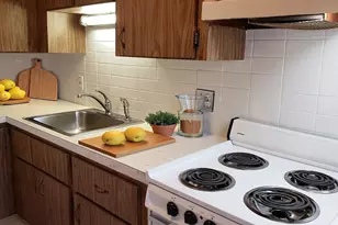 924 Beacon St, Boston, MA 02215 - Photo 8