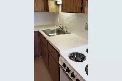 924 Beacon Street #6, Boston, MA 02215 - Photo 10