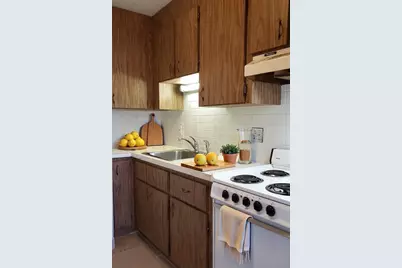 924 Beacon Street #6, Boston, MA 02215 - Photo 8