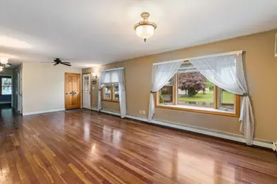 43 Sherman Ave, Haverhill, MA 01832 - Photo 4