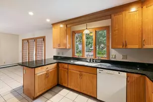 43 Sherman Ave, Haverhill, MA 01832 - Photo 10