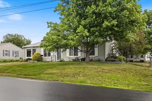 43 Sherman Ave, Haverhill, MA 01832 - Photo 2