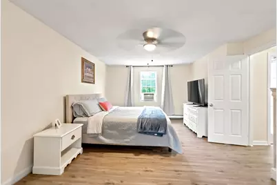11 Elmwood Dr, Berkley, MA 02779 - Photo 14