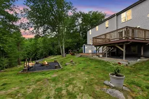 11 Elmwood Dr, Berkley, MA 02779 - Photo 2