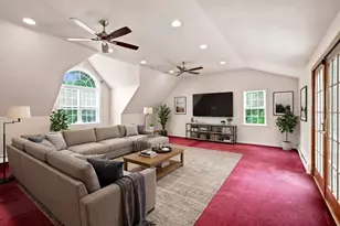 11 Elmwood Dr, Berkley, MA 02779 - Photo 12