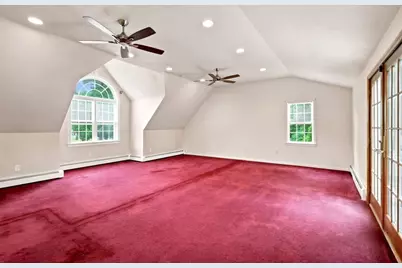 11 Elmwood Dr, Berkley, MA 02779 - Photo 28