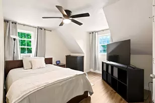 11 Elmwood Dr, Berkley, MA 02779 - Photo 18