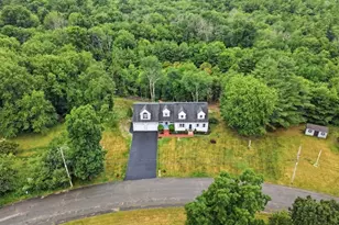 11 Elmwood Dr, Berkley, MA 02779 - Photo 34
