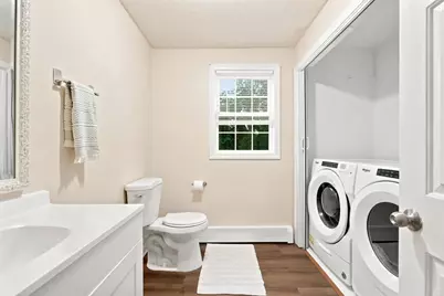 11 Elmwood Dr, Berkley, MA 02779 - Photo 20