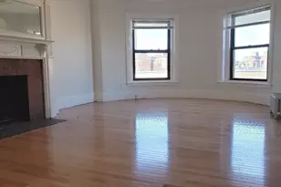 924 Beacon St, Boston, MA 02215 - Photo 2
