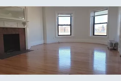 924 Beacon Street #8, Boston, MA 02215 - Photo 2