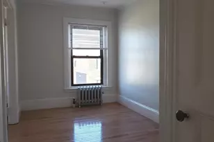 924 Beacon St, Boston, MA 02215 - Photo 16