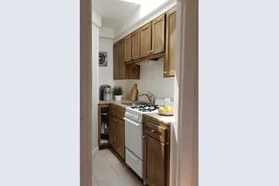 924 Beacon Street #8, Boston, MA 02215 - Photo 4