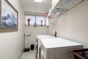 99 Florence, Newton, MA 02467 - Photo 18