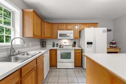 12 Charlton Rd, Dudley, MA 01571 - Photo 8