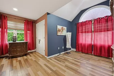 24 Rhodes St, Plainville, MA 02762 - Photo 22