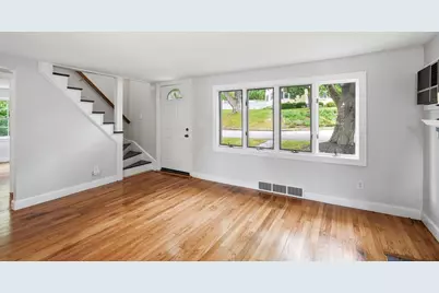 25 Julia Road, Weymouth, MA 02191 - Photo 4