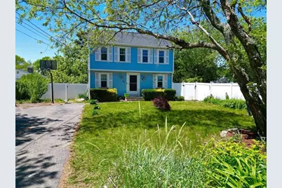 83 Beach St, Plymouth, MA 02360 - Photo 1