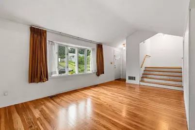 10 Pine Rd, Beverly, MA 01915 - Photo 8