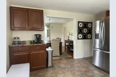 98 Indian Run Rd, Bellingham, MA 02019 - Photo 4