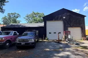25 Beacon St, Amesbury, MA 01913 - Photo 36
