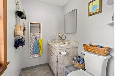 25 Beacon St, Amesbury, MA 01913 - Photo 28