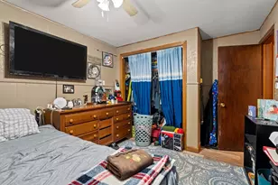 25 Beacon St, Amesbury, MA 01913 - Photo 24