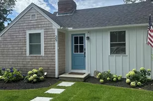 25 Lake Rd E, Yarmouth, MA 02673 - Photo 2
