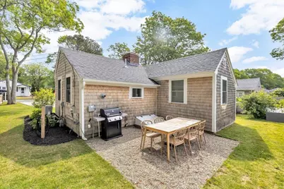 25 Lake Rd E, Yarmouth, MA 02673 - Photo 24