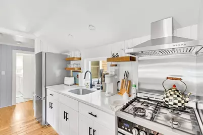 25 Lake Rd E, Yarmouth, MA 02673 - Photo 8