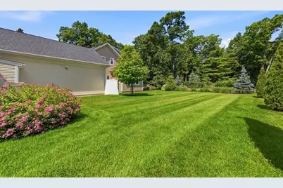 4 Chapel St #A, Newburyport, MA 01950 - Photo 36