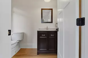 4 Chapel St, Newburyport, MA 01950 - Photo 4