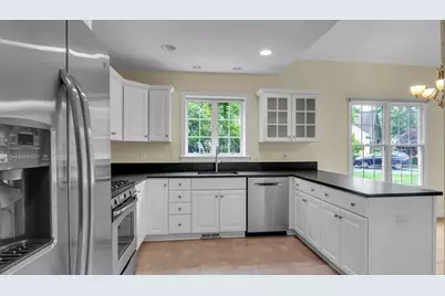 23 Windsor Pt #23, Mashpee, MA 02649 - Photo 6