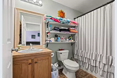 25 Beacon St, Amesbury, MA 01913 - Photo 42