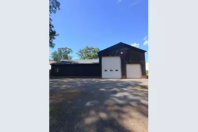 25 Beacon St, Amesbury, MA 01913 - Photo 1