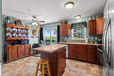 25 Beacon St, Amesbury, MA 01913 - Photo 38