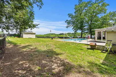 25 Beacon St, Amesbury, MA 01913 - Photo 20