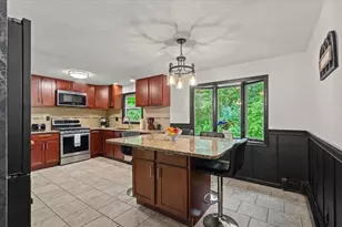 24 Helena St, Ludlow, MA 01056 - Photo 6