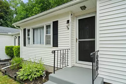 24 Helena St, Ludlow, MA 01056 - Photo 2