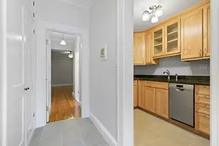 405 Commonwealth Ave, Boston, MA 02215 - Photo 4