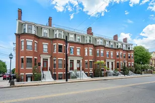 95 Court St, Plymouth, MA 02360 - Photo 1