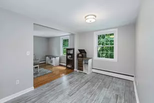 60 Vinton St, Melrose, MA 02176 - Photo 18