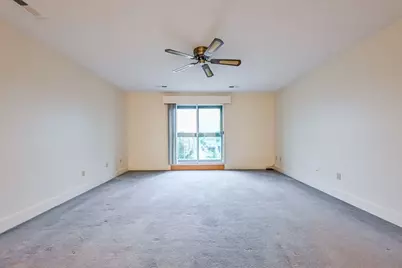 150 Rumford Ave #410, Mansfield, MA 02048 - Photo 4