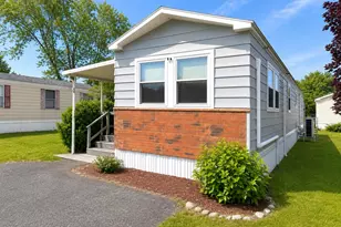 9 Madeline St, Wareham, MA 02538 - Photo 2