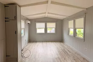 9 Madeline St, Wareham, MA 02538 - Photo 4