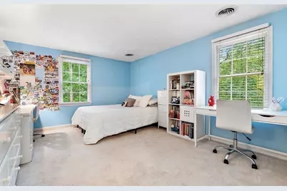 39 Jackson Cir, Franklin, MA 02038 - Photo 28