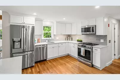 133 Mountain Ave, Pembroke, MA 02359 - Photo 10