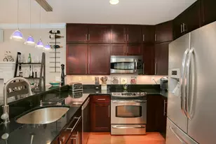 32 Rutland Sq, Boston, MA 02118 - Photo 2