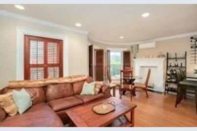 32 Rutland Sq #3, Boston, MA 02118 - Photo 8